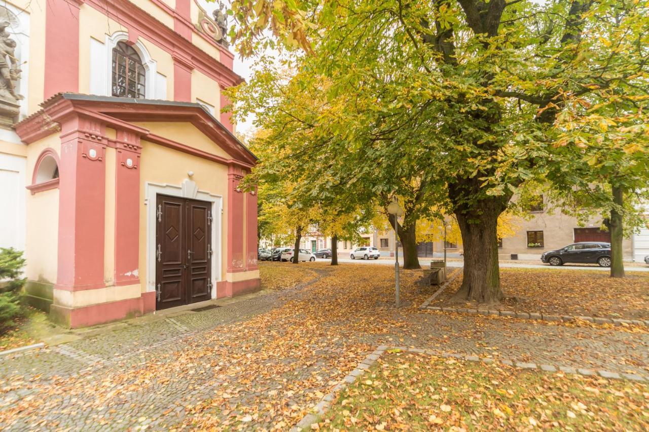 Budyne Apartment Ii. Budyne nad Ohri Zewnętrze zdjęcie